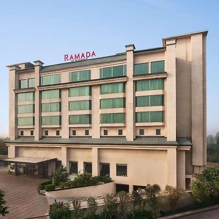 فندق Ramada By Wyndham New Delhi Pitampura المظهر الخارجي الصورة