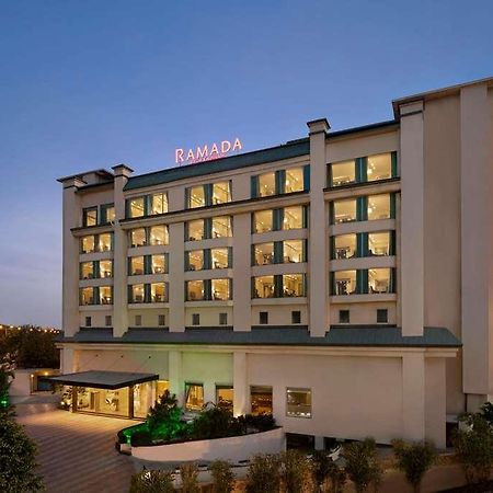 فندق Ramada By Wyndham New Delhi Pitampura المظهر الخارجي الصورة