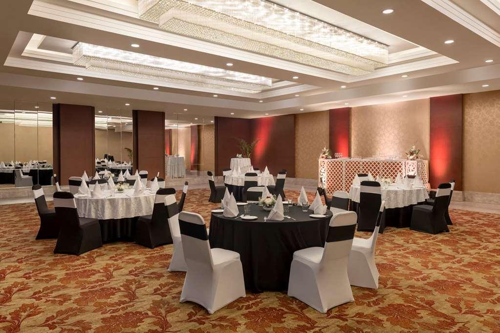 فندق Ramada By Wyndham New Delhi Pitampura المرافق الصورة