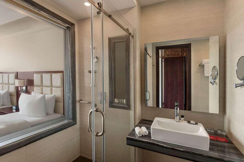 فندق Ramada By Wyndham New Delhi Pitampura المظهر الخارجي الصورة