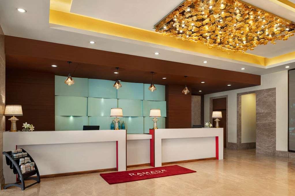 فندق Ramada By Wyndham New Delhi Pitampura المظهر الخارجي الصورة